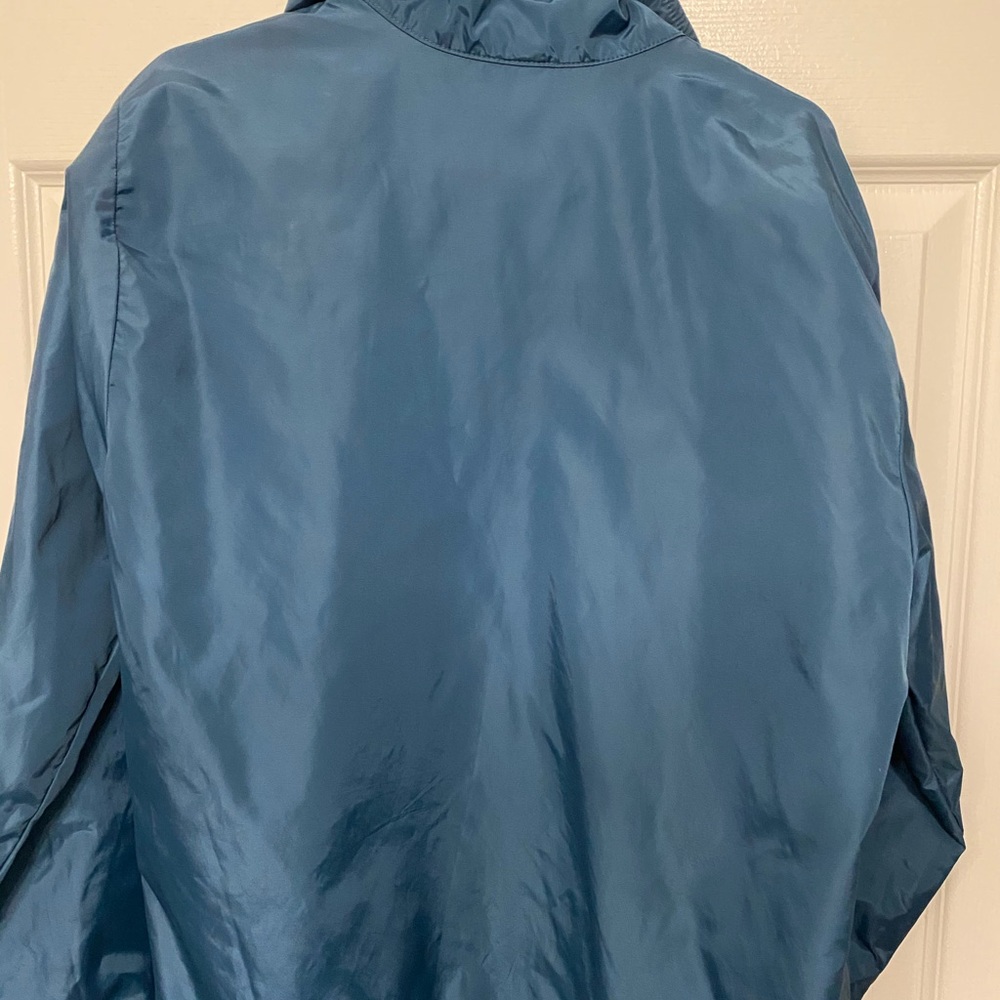Blue windbreaker - Picture 3 of 4